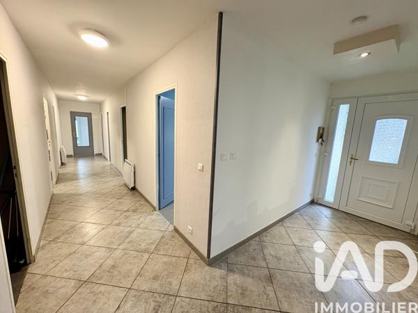 Maison à vendre 6 pièces 152 m² Saint-Amand-Montrond