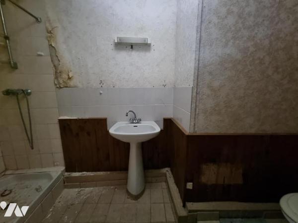 45200 AMILLY - Immeuble de rapport