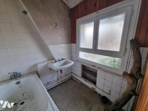 45200 AMILLY - Immeuble de rapport