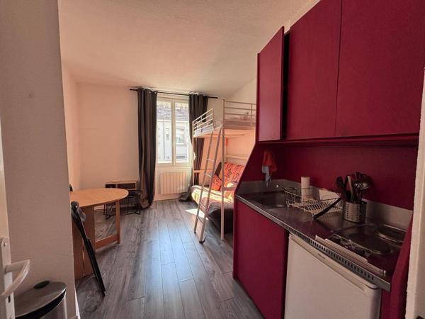 Appartement 1 pièce                                        - 38000 Grenoble Réf : 5015