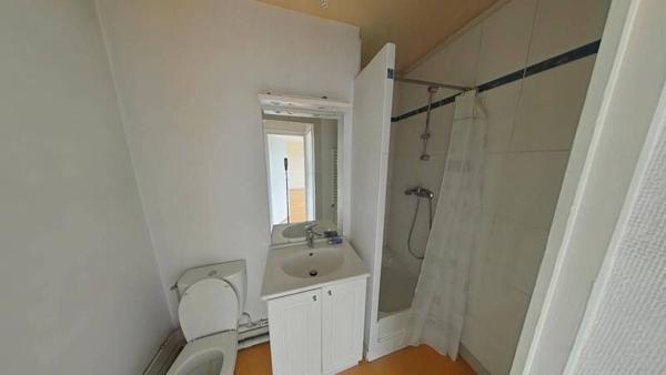 Appartement 1 pièce                                        - 42000 Saint-Étienne Réf : 12365