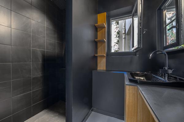 Appartement
         3 pièces
        - 68 m² 850 000 € *