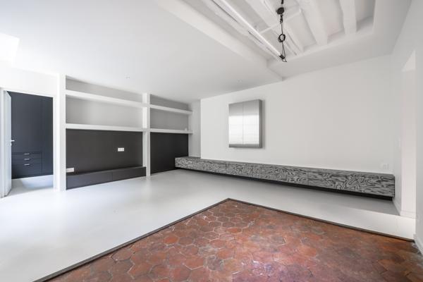 Appartement
         3 pièces
        - 68 m² 850 000 € *