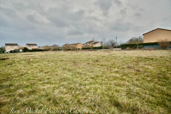 Dpt Haute Garonne (31), à vendre SAINT GAUDENS Terrain à bâtir de 2500m2