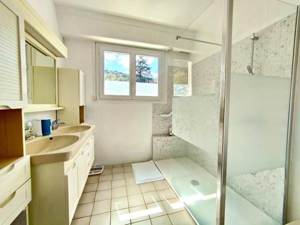 Appartement à vendre 3 pièces avec terrasse VERNET LES BAINS (66)