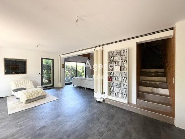 Maison à GUAINVILLE, 28260 - 6 pièces 168m²