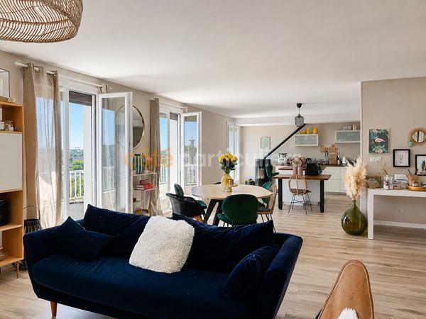 Vente
                Appartement110 m² - 5 Pièces -
                    SAINT LO (50000)