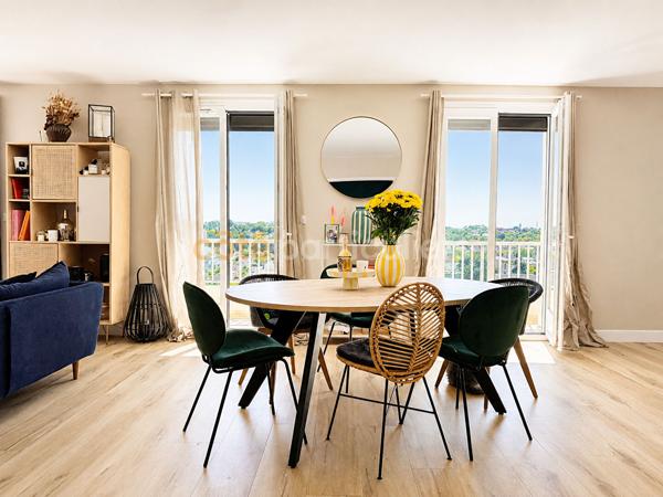 Vente
                Appartement110 m² - 5 Pièces -
                    SAINT LO (50000)