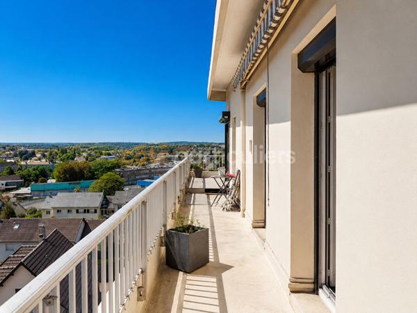 Vente
                Appartement110 m² - 5 Pièces -
                    SAINT LO (50000)