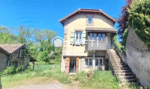 Maison 2 ch + studio indép. et dépendances