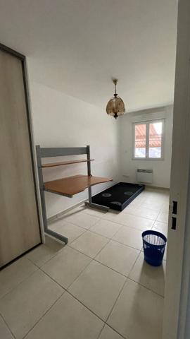Appartement meublé séjour trois chambres