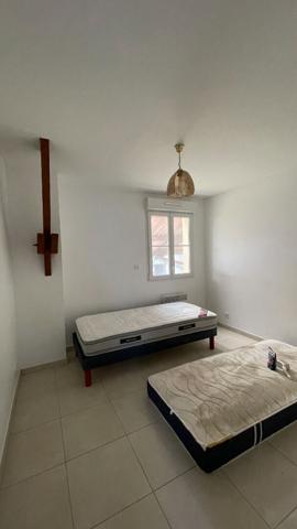 Appartement meublé séjour trois chambres