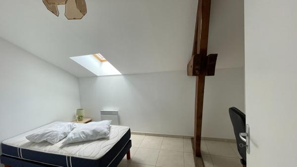 Appartement meublé séjour trois chambres