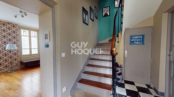 MAISON M6 - CENTRE VILLE DE ROMAINVILLE - CHARME DE L'ANCIEN - SANS TRAVAUX - AVEC PARKING ET JARDIN