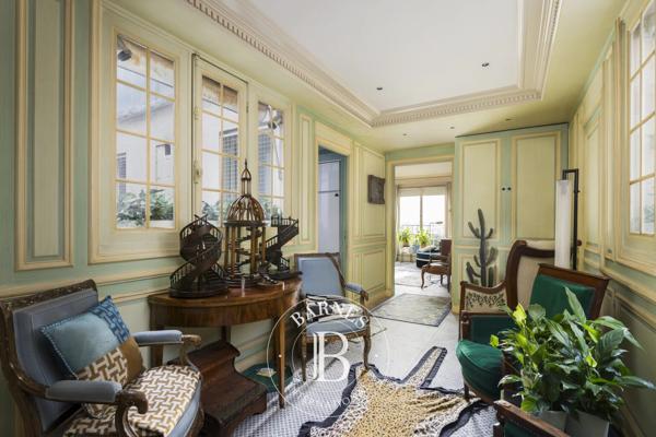 Paris 1er, Appartement 2 Chambres -  117 m² à vendre