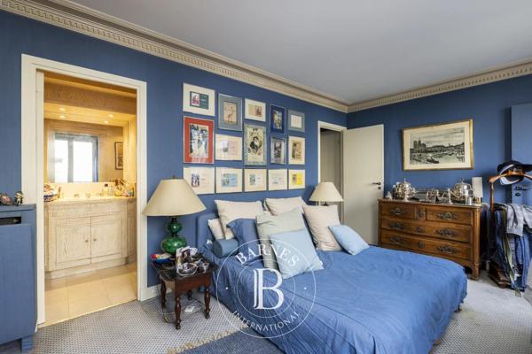 Paris 1er, Appartement 2 Chambres -  117 m² à vendre