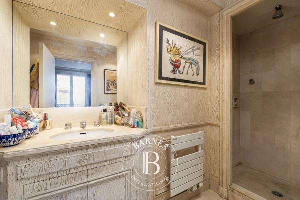 Paris 1er, Appartement 2 Chambres -  117 m² à vendre