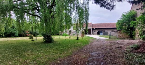 Achat - Propriété Juniville 08310 5 pièces 150 m 2