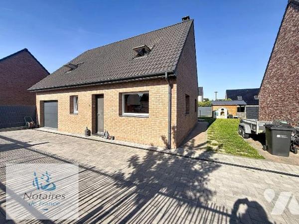 EN EXCLUSIVITE CHEZ VOTRE NOTAIRE !!!

HAZEBROUCK (Creule) - MAISON 2017 - DPE A - 4 CHAMBRES...