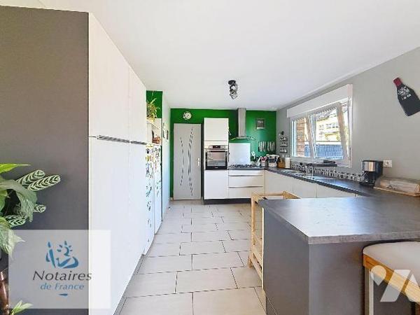 EN EXCLUSIVITE CHEZ VOTRE NOTAIRE !!!

HAZEBROUCK (Creule) - MAISON 2017 - DPE A - 4 CHAMBRES...