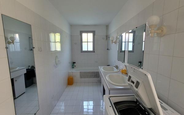 Maison à vendre    5 pièces •  Le Bois-Plage-en-Ré