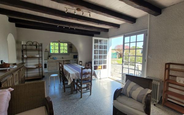 Maison à vendre    5 pièces •  Le Bois-Plage-en-Ré