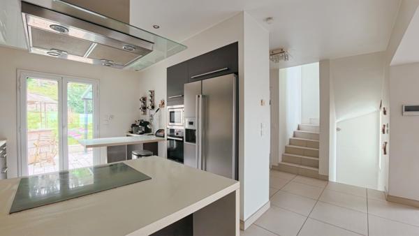 Maison 7 pièces - 235 m² Bien prestige