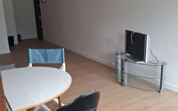 Appartement à louer    2 pièces • 35 m2 Annemasse