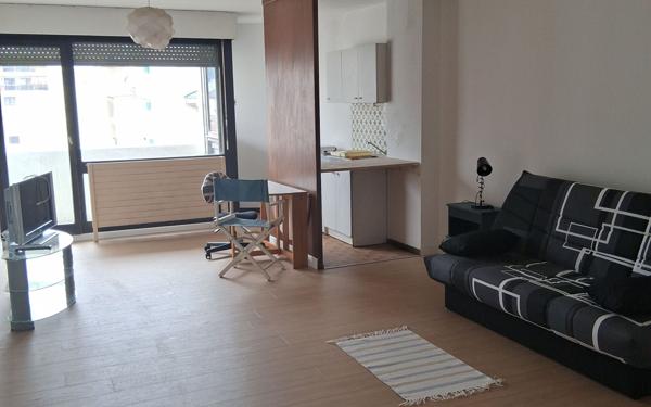 Appartement à louer    2 pièces • 35 m2 Annemasse