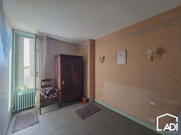 VERRUYES ! Propriété de caractère à fort potentiel !, Verruyes 79310