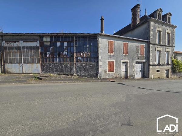 VERRUYES ! Propriété de caractère à fort potentiel !, Verruyes 79310