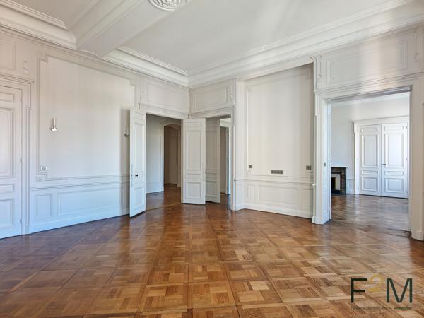 AINAY APPARTEMENT D’EXCEPTION 185 M2 ENTIÈREMENT RÉNOVÉ A LOUER