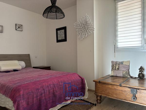 Appartement 100 m² avec terrasse, box et parking