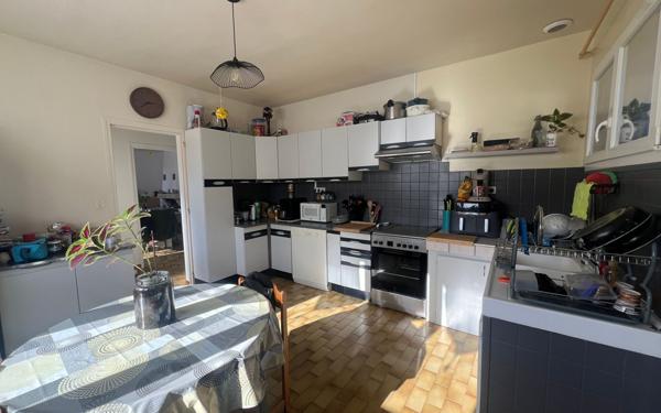 Maison à louer    4 pièces • 100 m2 Sarbazan