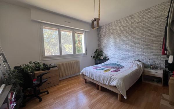 Maison à louer    4 pièces • 100 m2 Sarbazan