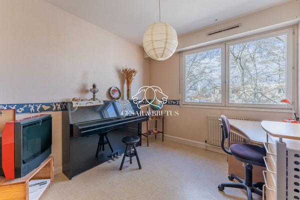 LYON 6e – Bellecombe | T5 familial lumineux avec balcons – 6ᵉ étage