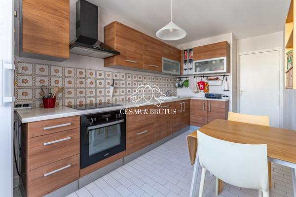 LYON 6e – Bellecombe | T5 familial lumineux avec balcons – 6ᵉ étage