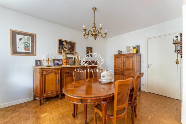 Appartement avec balcon et place de parking