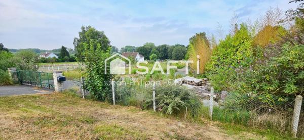 Terrain constructible viabilisé de 1 868 m²