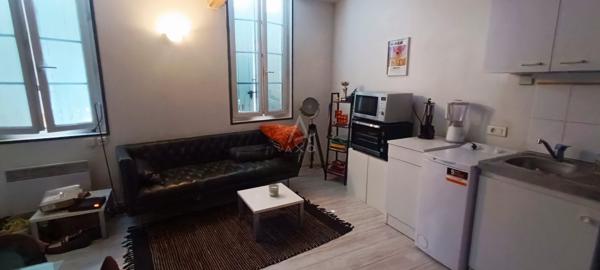 Immeuble loué – Local professionnel + 2 studios