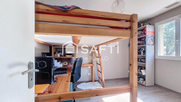 Villa contemporaine 4 faces plain-pied mezzanine