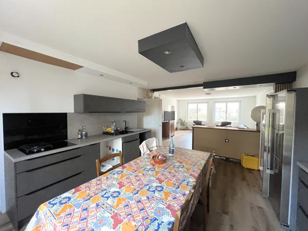 Chambre individuelle de 20m² dans une maison en colocation