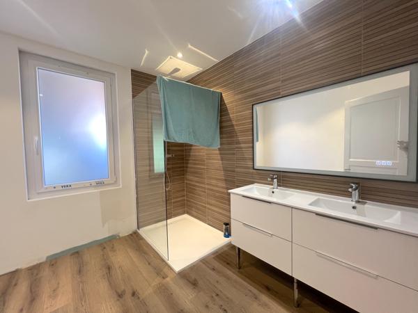 Chambre individuelle de 20m² dans une maison en colocation