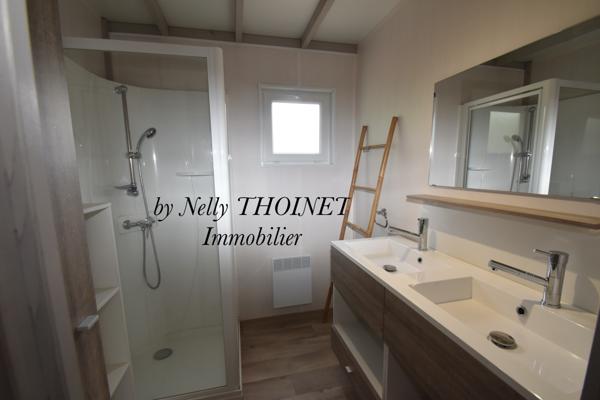 Besse-et-Saint-Anastaise (63610) Dépt.63, PROCHE SUPER BESSE, CHALET de loisirs, 2 chambres, véranda et terrain de 263 m2