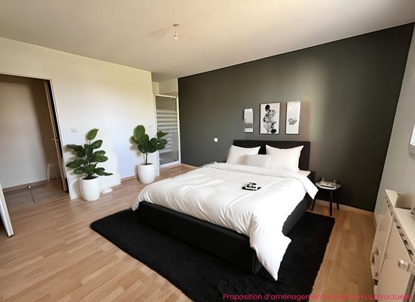 GRANDE MAISON AU CALME AVEC ESPACES DE VIE AU RDC  - COMMERCES A PIED - DPE C