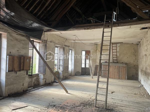 Maison ancienne de 340 m²