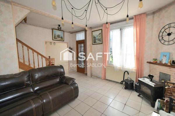 Maison, 4 chambres, 2 garages, terrasse, jardin