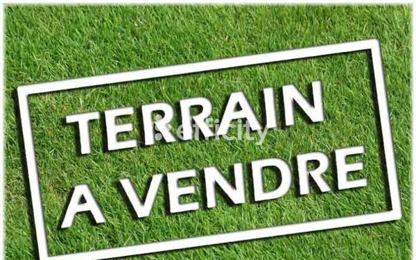 Terrain
        
        - 780 m² 188 000 € *