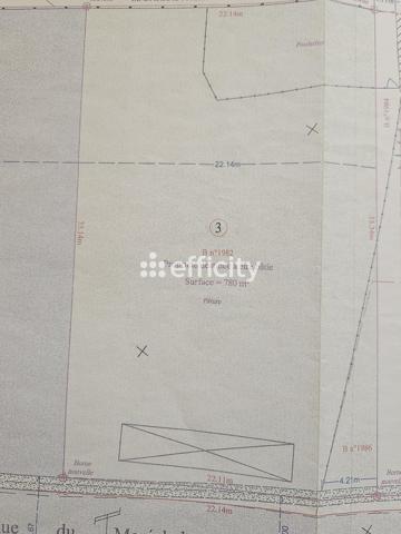 Terrain
        
        - 780 m² 188 000 € *