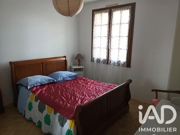 Immeuble à vendre 686 m² Lusseray